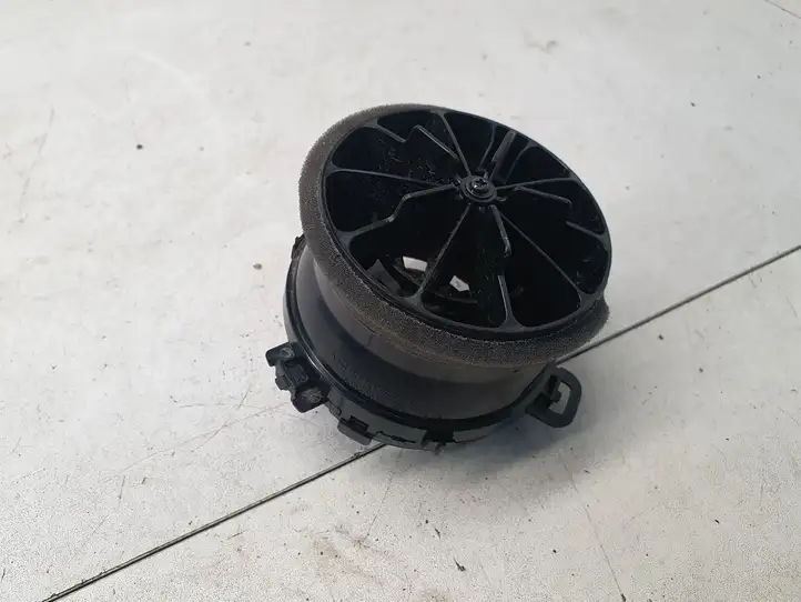 Toyota Yaris (2014 - 2019) 5556862280 Боковой воздушный дефлектор — фото 2