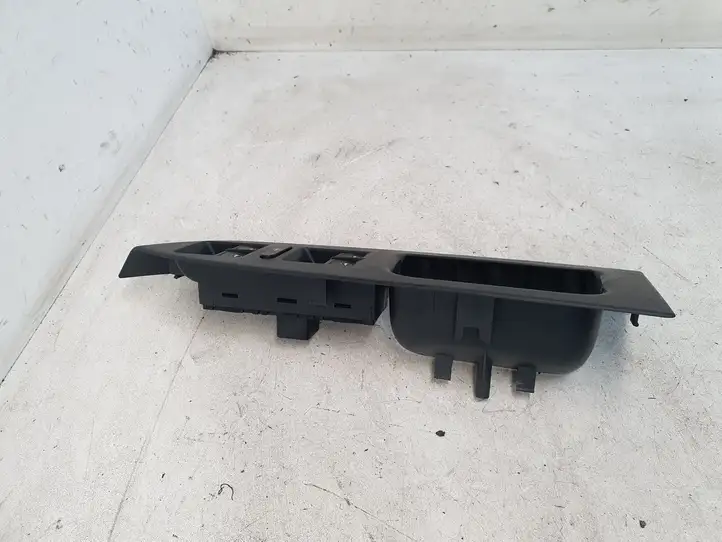 Volkswagen Cross Touran I (2006 - 2010) 1T1867371H Блок кнопок стеклоподъемников — фото 3