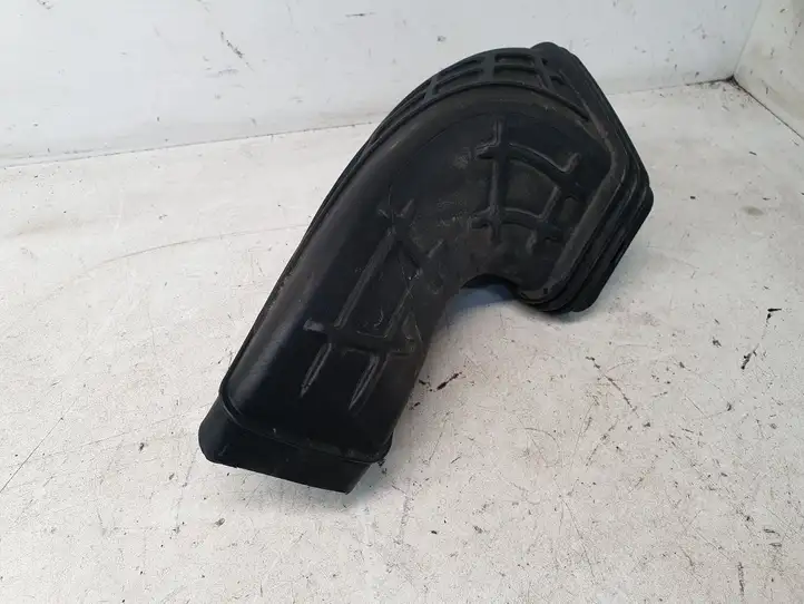 Audi A4 S4 B8 8K (2007 - 2011) 1021300S01 Детали воздухозаборника — фото 4