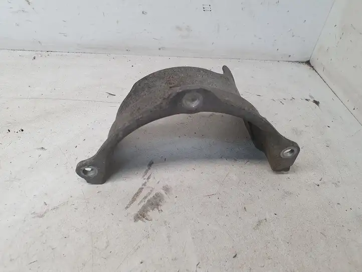 Audi A4 S4 B8 8K (2007 - 2011) 8K0407720722 Кронштейн подвесного подшипника — фото 1