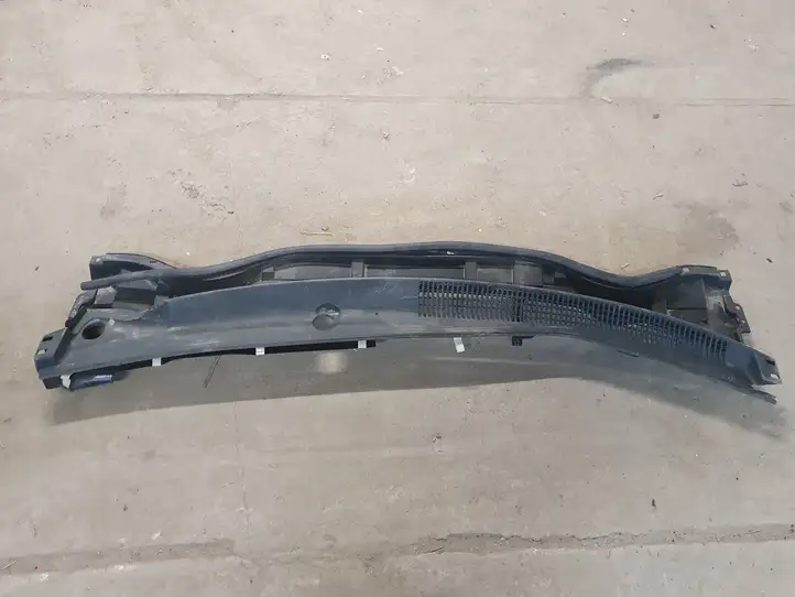 Toyota Auris E180 (2012 - 2018) 5578102350 Жабо стеклоочистителей — фото 1