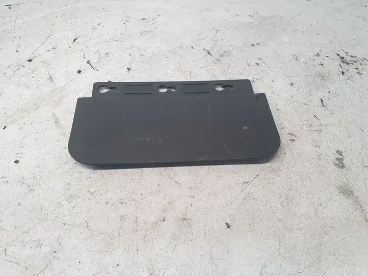 Toyota Prius (XW20) (2003 - 2009) 5849547101 Прочая отделка багажника — фото 1