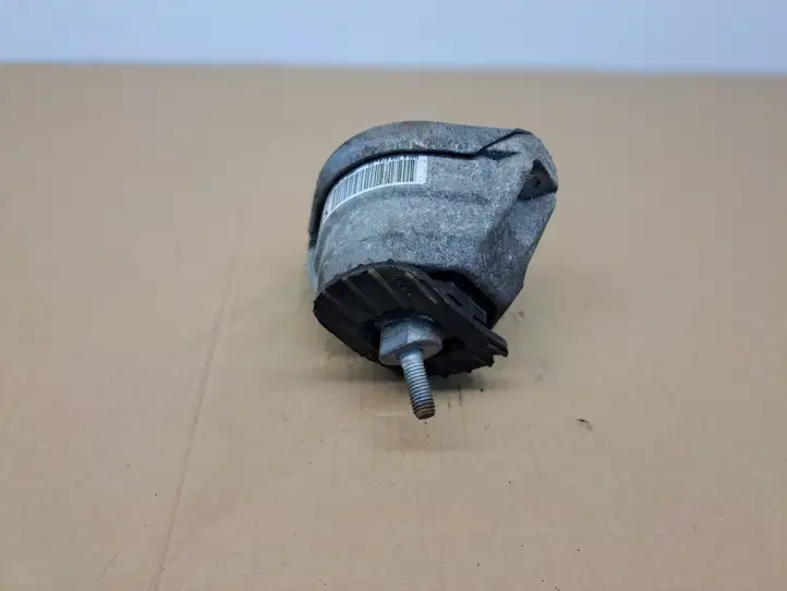 BMW 5 E60 E61 (2004 - 2010) RM6769874 Опора двигателя — фото 5