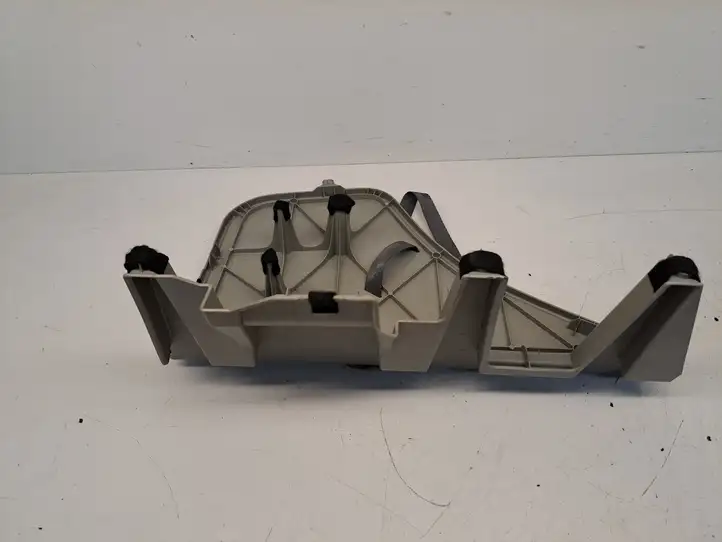 Toyota Prius (XW20) (2003 - 2009) 58490470405849047040584904704050 Прочая отделка багажника — фото 2
