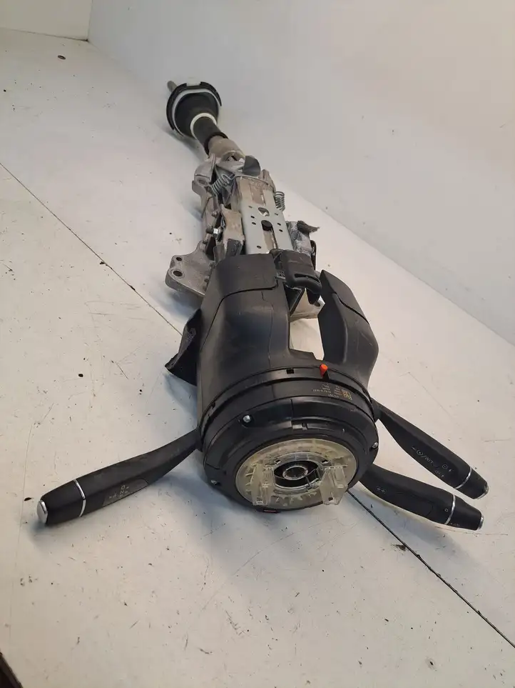 Mercedes-Benz C W205 (2014 - 2021) A2054601301A2054620120A2054620005 Комплект оси рулевого колеса — фото 6