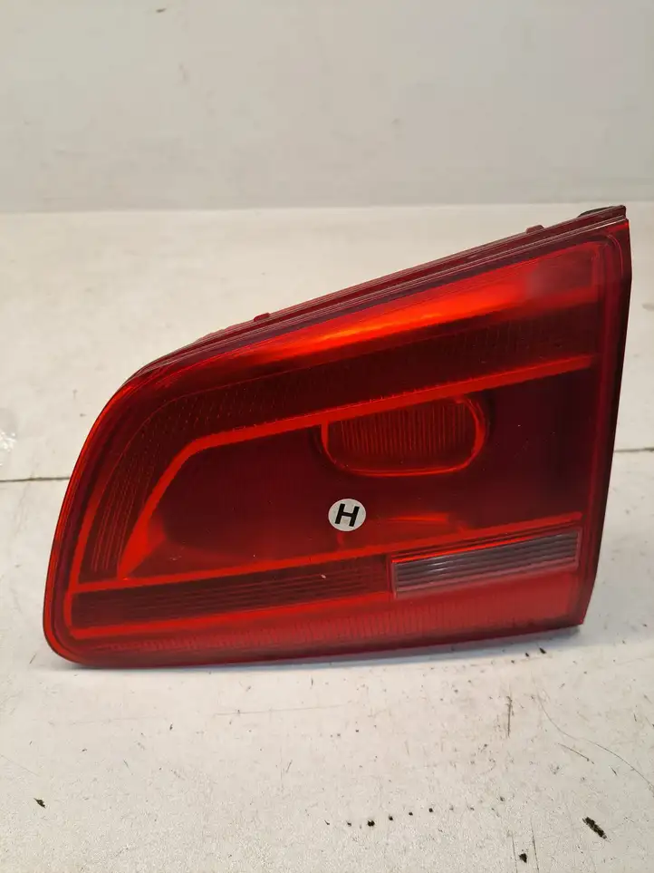 Volkswagen Cross Touran I (2006 - 2010) 1T0945094 Задний фонарь в крышке багажника — фото 1