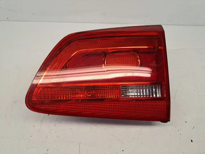 Volkswagen Cross Touran I (2006 - 2010) 1T0945094 Задний фонарь в крышке багажника — фото 1
