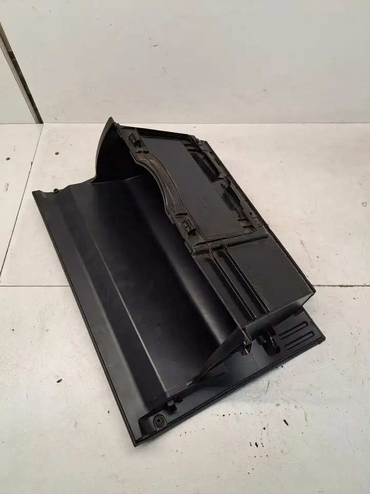 Toyota Prius+ (ZVW40) (2011 - 2018) 5550147071 Вещевой ящик — фото 6