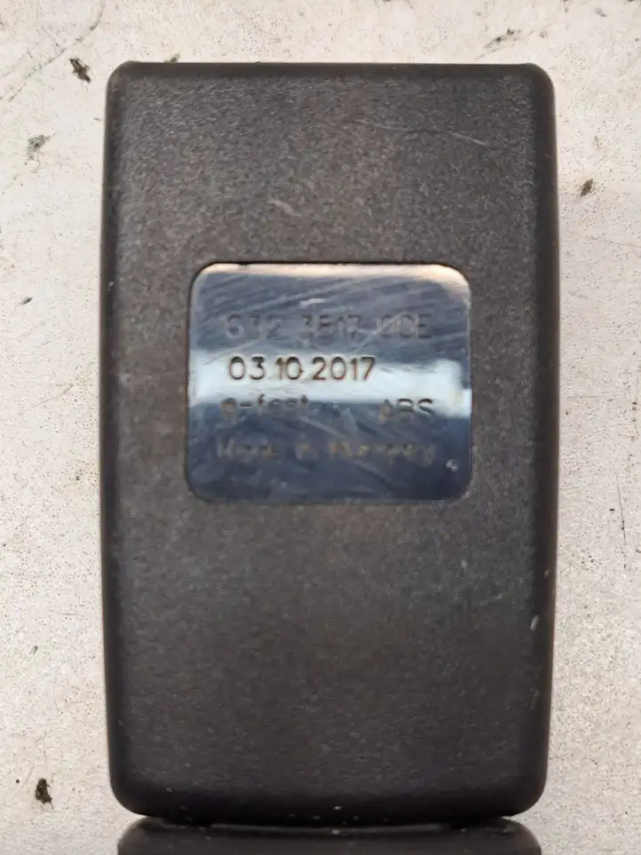 Mercedes-Benz E W213 (2016 - ) 632381700 Замок заднего ремня — фото 2