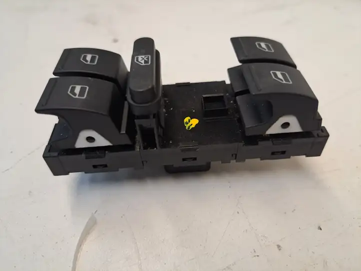 Volkswagen PASSAT B6 (2005 - 2010) 1K4959857 Блок кнопок стеклоподъемников — фото 1