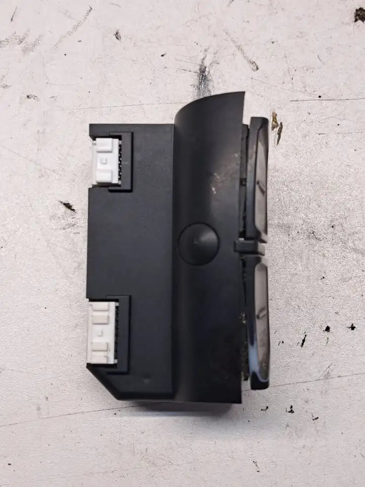 Volkswagen PASSAT B6 (2005 - 2010) 1J0959537D Кнопки на рулевом колесе — фото 5
