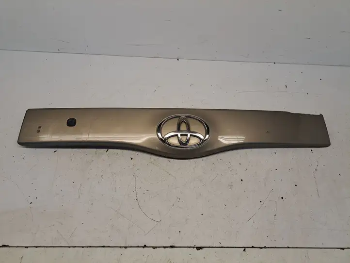 Toyota Prius (XW20) (2003 - 2009) 7680147030 Обшивка багажника — фото 3