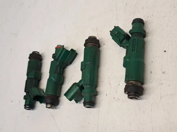 Toyota Prius (XW20) (2003 - 2009) 2325021020 Комплект форсунок — фото 3