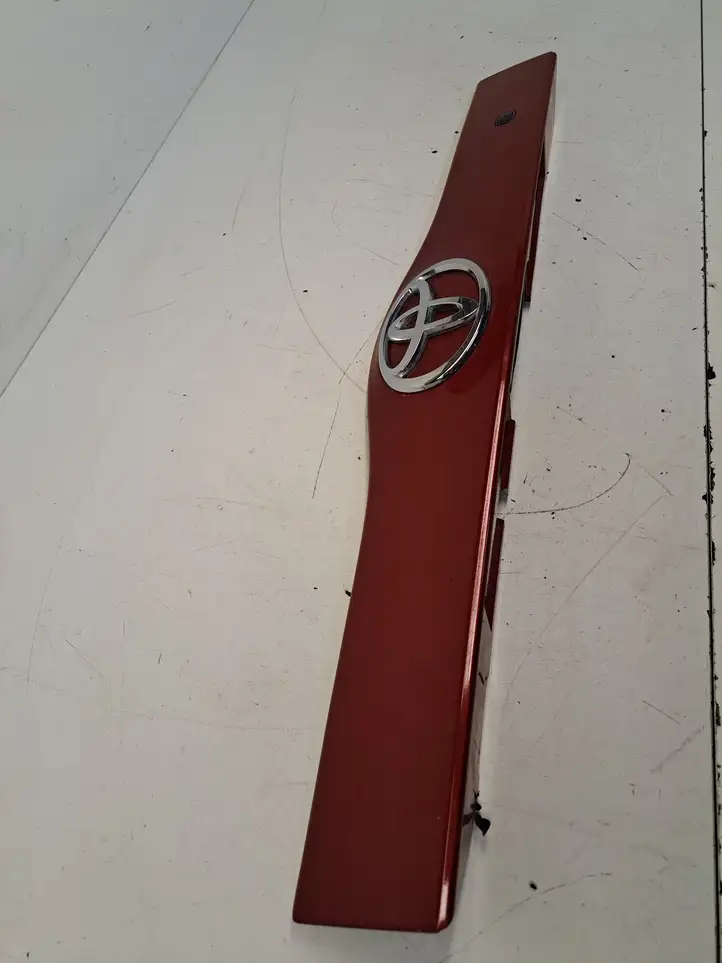 Toyota Prius (XW20) (2003 - 2009) 7680147030 Обшивка багажника — фото 6