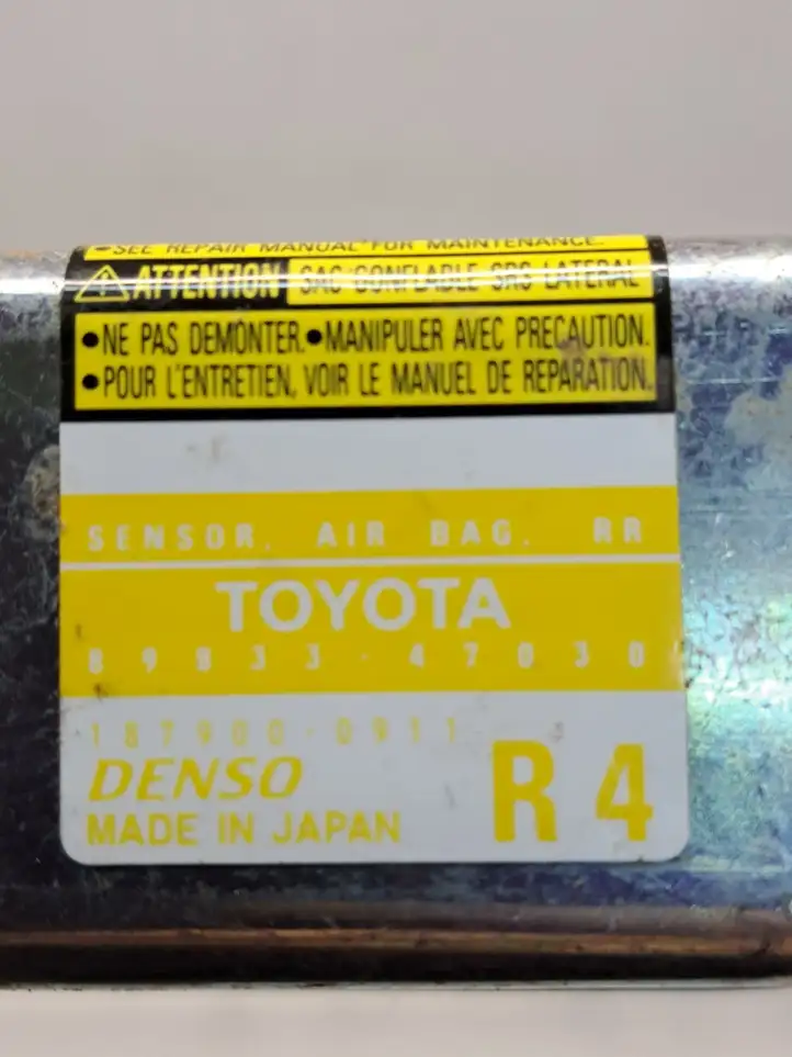 Toyota Prius (XW20) (2003 - 2009) 8983347030 Датчик удара SRS — фото 6