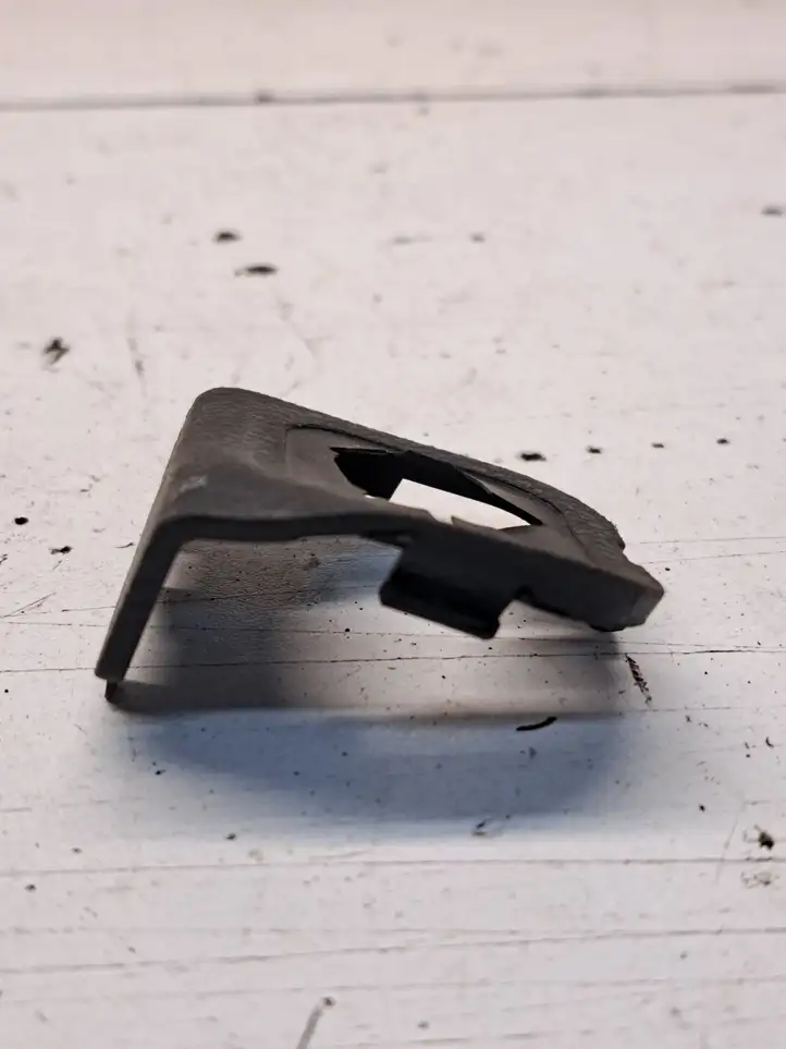 Toyota Yaris (2014 - 2019) 621214310A Оплётка рулевого колеса — фото 3