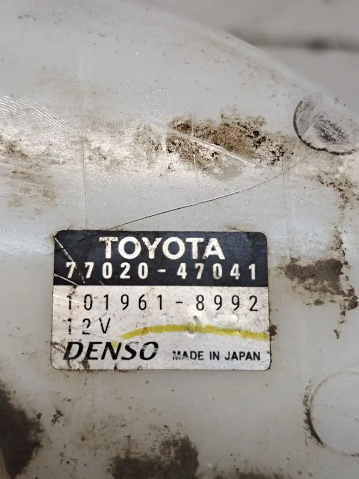 Toyota Prius (XW20) (2003 - 2009) 7702047041 Топливный насос (в баке) — фото 2