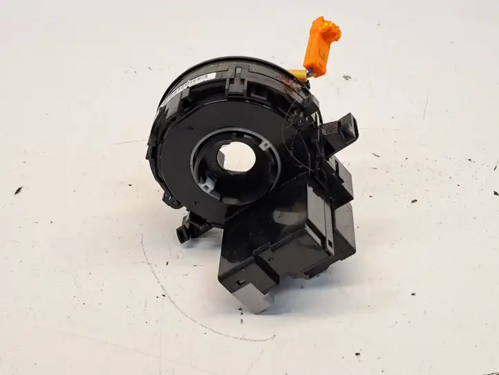 Toyota Prius (XW20) (2003 - 2009) 4802075B084 Контактное кольцо SRS — фото 2