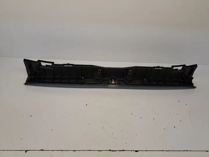 Toyota Prius (XW20) (2003 - 2009) 6471647010 Отделка порога багажника — фото 3