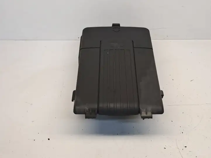 Volkswagen PASSAT B7 (2011 - 2014) 33C091544 Крышка ящика аккумулятора — фото 1