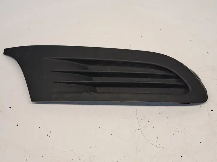 Volkswagen Golf VI (2009 - 2013) 5M0853666J Нижняя решетка переднего бампера — фото 1