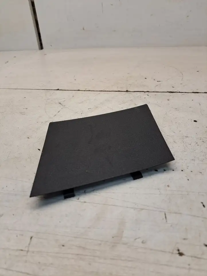 Volkswagen Golf VI (2009 - 2013) 5K6867658 Прочая отделка багажника — фото 5