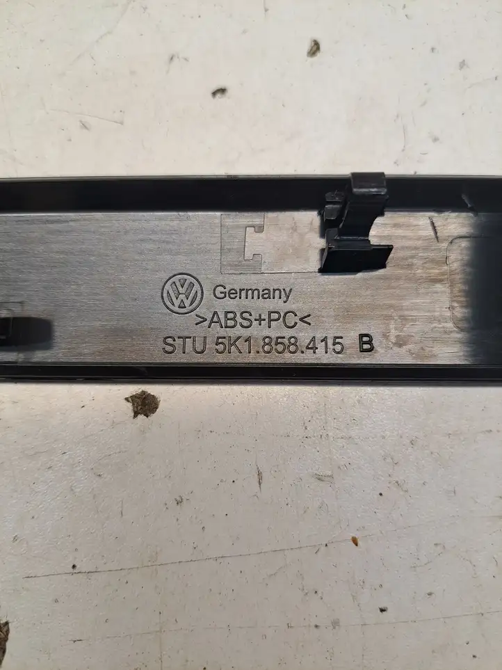 Volkswagen Golf VI (2009 - 2013) 5K1858415B Декоративная планка — фото 6