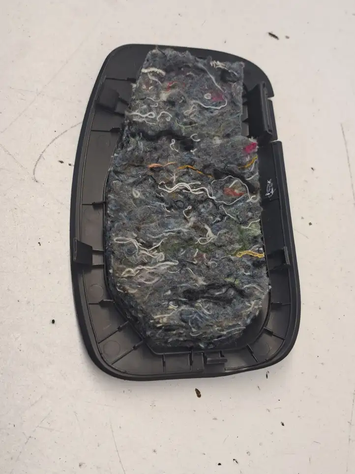 Toyota Verso (2009 - 2012) 647450F020 Прочая отделка багажника — фото 4