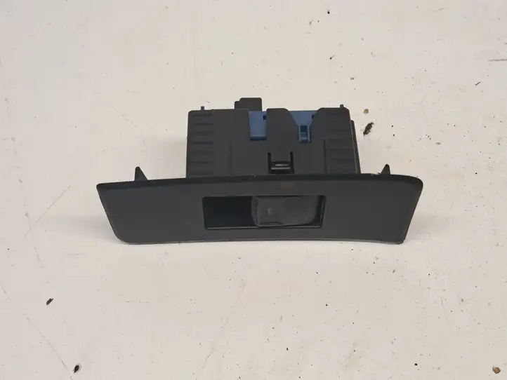 Toyota Verso (2009 - 2012) 742720F010 Блок кнопок стеклоподъемников — фото 6