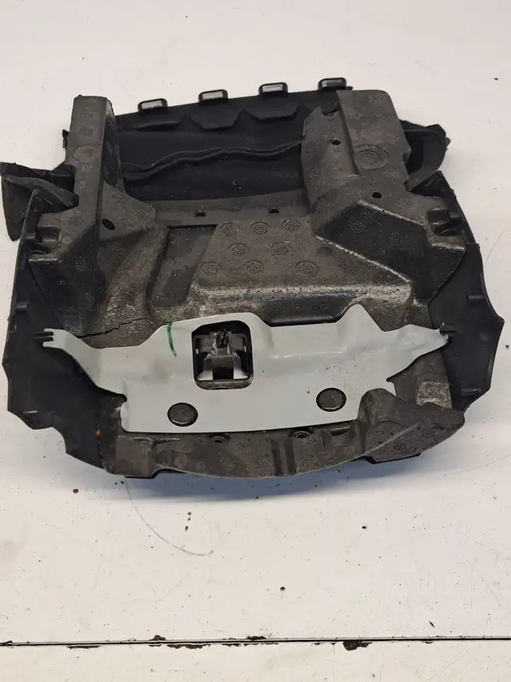 BMW 5 E60 E61 (2004 - 2010) 6947785 Обшивка рулевой колонки — фото 6