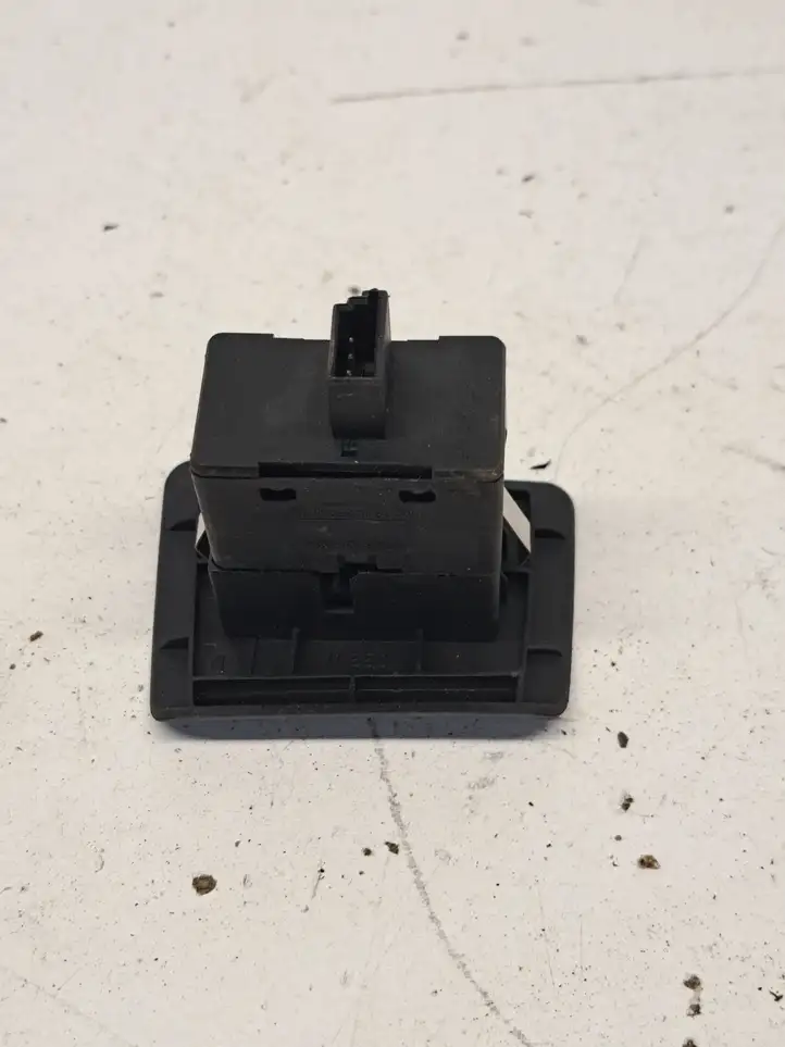BMW X5 E53 (1999 - 2006) 8385956 Кнопка стеклоподъемников — фото 4