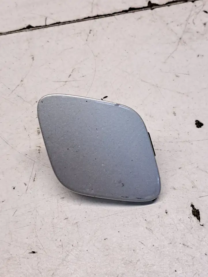 Toyota Avensis T270 (2009 - 2012) 5328685010 Крышка омывателя фар — фото 1