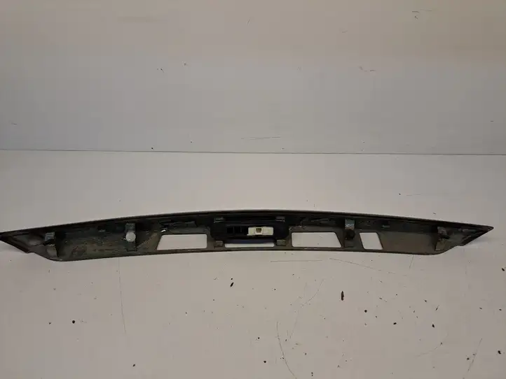 Toyota Avensis T270 (2009 - 2012) 7680105170 Подсветка номера — фото 2