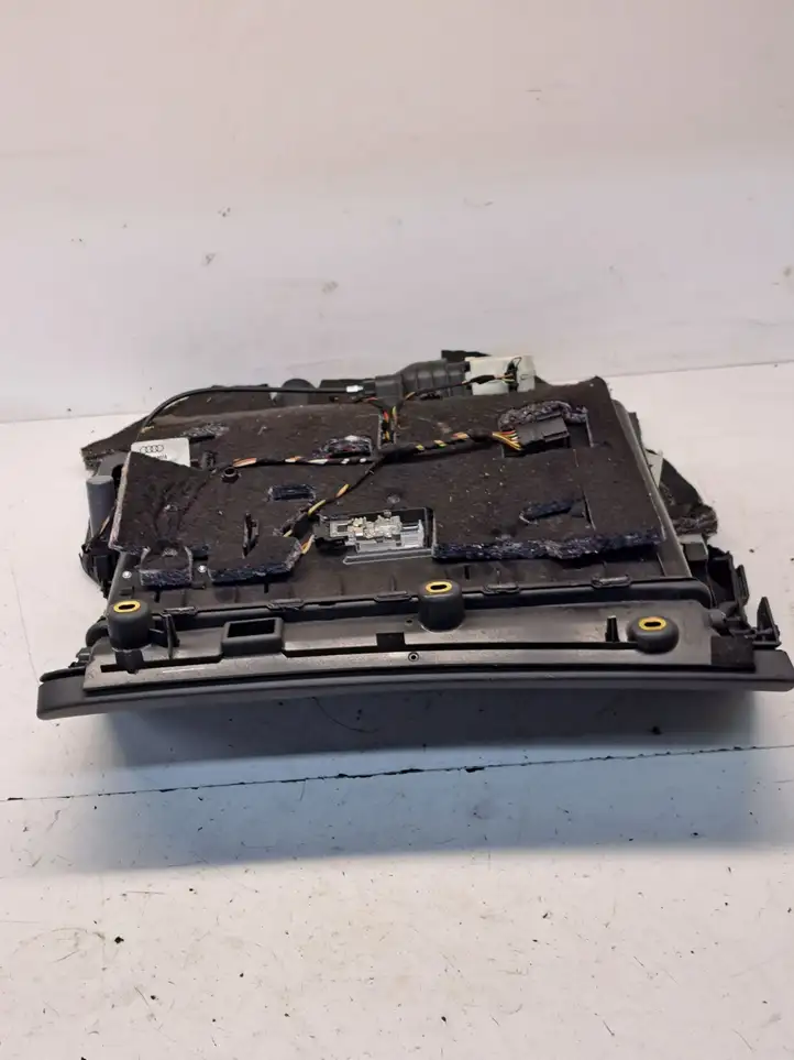 Audi A6 S6 C6 4F (2008 - 2011) 4F1857035 Бардачок в сборе — фото 4