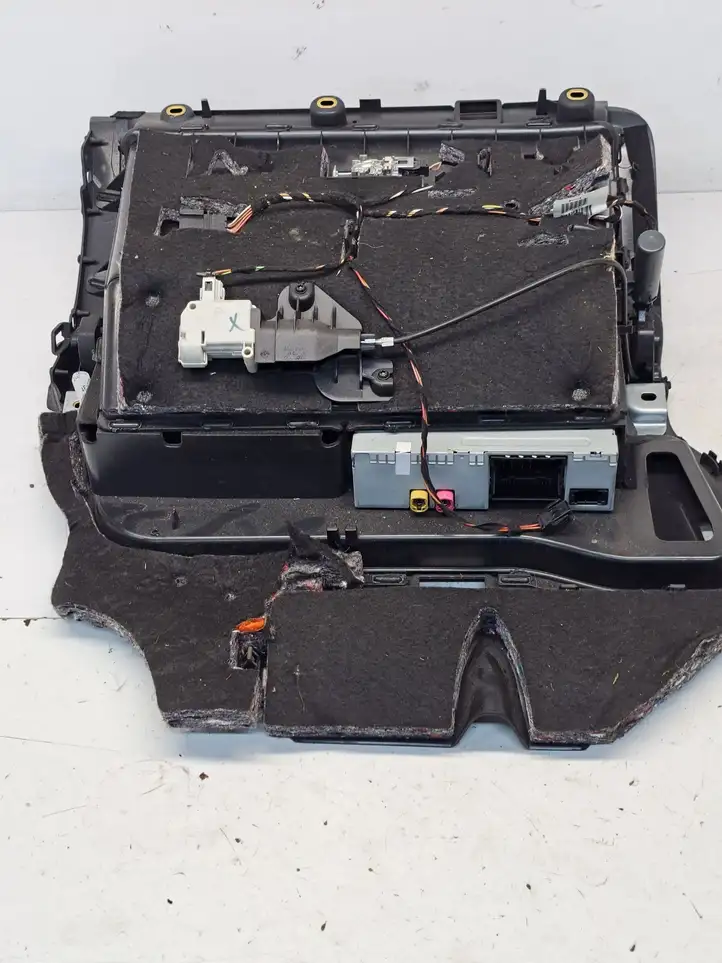 Audi A6 S6 C6 4F (2008 - 2011) 4F1857035 Бардачок в сборе — фото 5