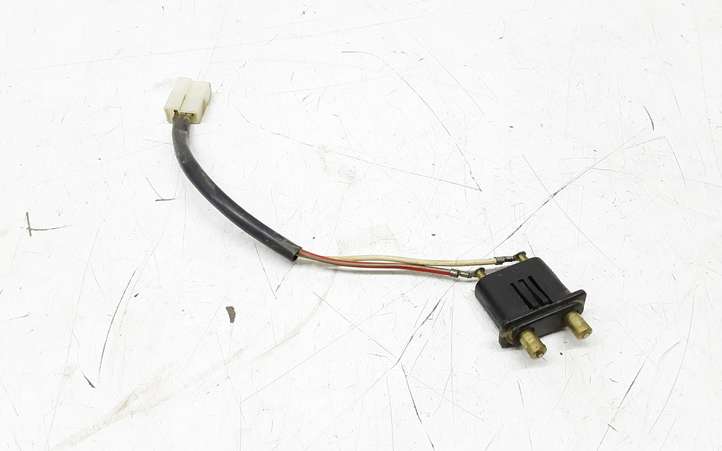 Mercedes-Benz Vaneo W414 (2001 - 2005)  9018200254 Контактное соединение дверей
