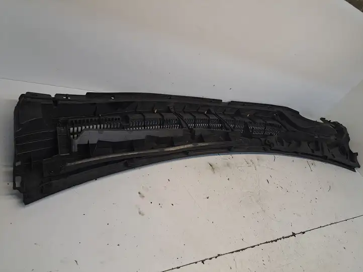 Toyota Prius (XW30) (2009 - 2015) 5578147090 Жабо стеклоочистителей — фото 1