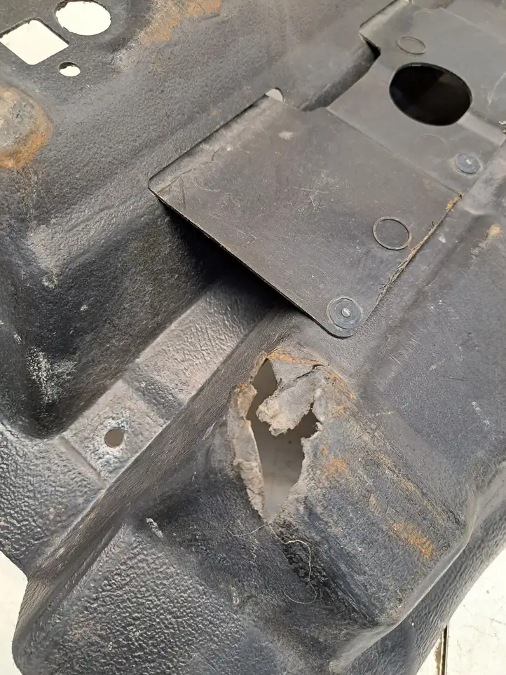 Toyota Prius (XW20) (2003 - 2009) 5144247021 Защита двигателя — фото 5