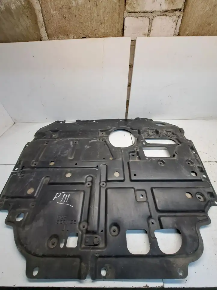 Toyota Prius (XW30) (2009 - 2015) 5144112255 Защита двигателя — фото 2