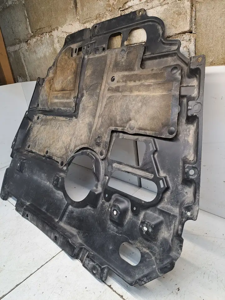 Toyota Prius (XW30) (2009 - 2015) 5144112255 Защита двигателя — фото 6