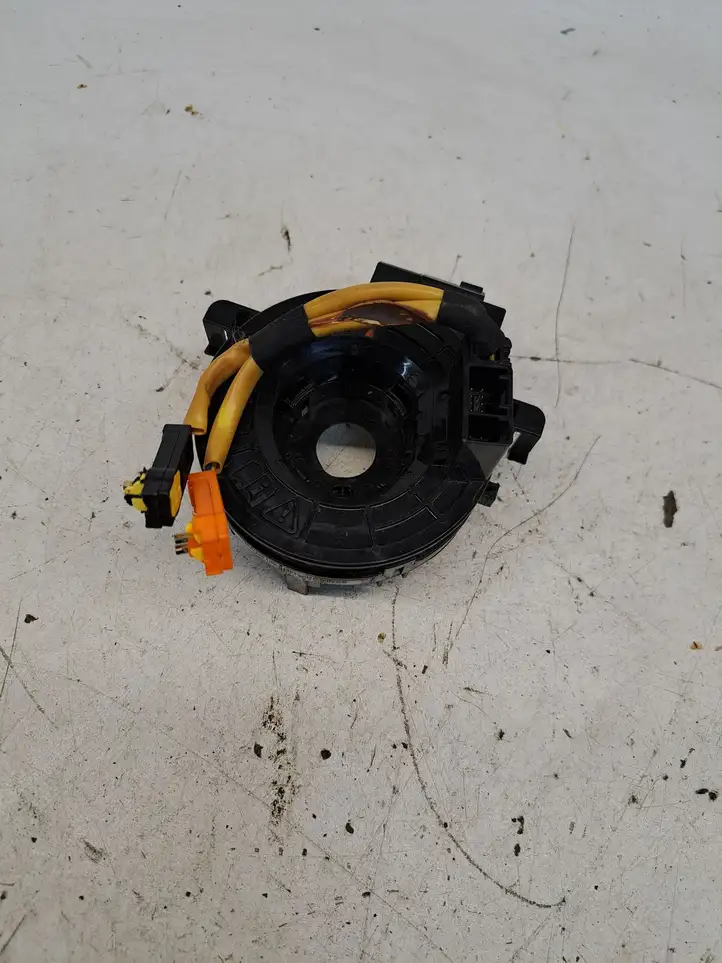 Toyota Prius (NHW20) (2003 - 2009) 4802075B084 Контактное кольцо SRS — фото 6