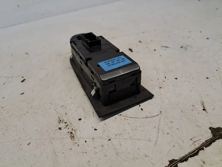 BMW 3 E90 E91 (2005 - 2012) 915550101 Кнопка стеклоподъемников — фото 4