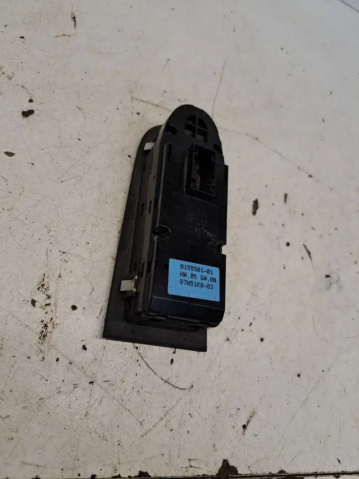 BMW 3 E90 E91 (2005 - 2012) 915550101 Кнопка стеклоподъемников — фото 6
