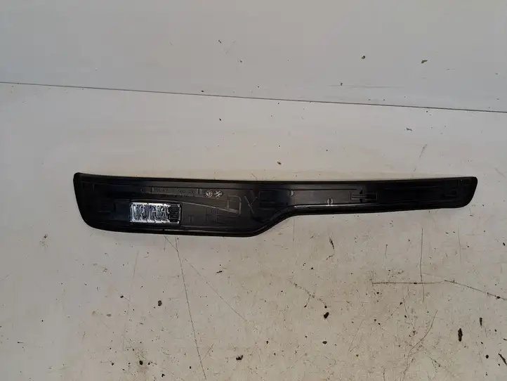 BMW 3 E90 E91 (2005 - 2012) 51477060286 Внутренняя отделка заднего порога — фото 6