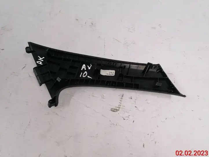 Toyota Avensis T270 (2009 - 2012) 7461205030 Прочие детали салона — фото 4