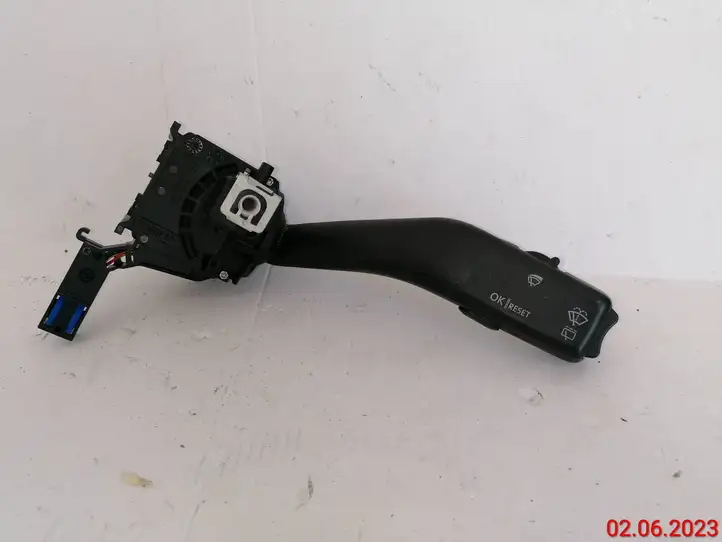 Volkswagen Touran I (2003 - 2010) 1K0953519A Переключатель стеклоочистителей — фото 1