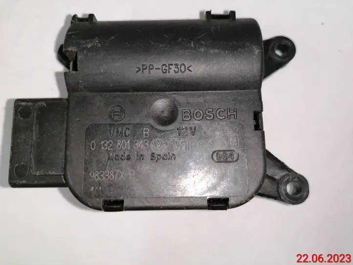 Volkswagen Touran I (2003 - 2010) 0132801343 Двигатель задвижки потока воздуха — фото 4