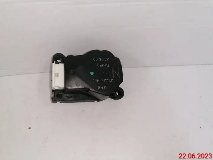 Citroen Xsara Picasso (1999 - 2012) 41047324 Двигатель задвижки потока воздуха — фото 4