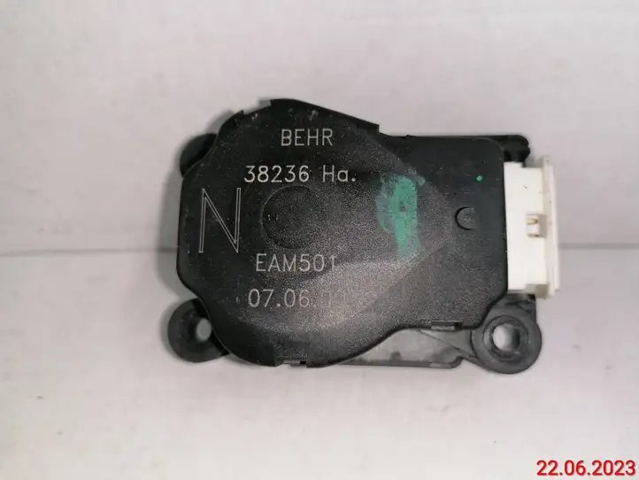 Citroen Xsara Picasso (1999 - 2012) 41047324 Двигатель задвижки потока воздуха — фото 4