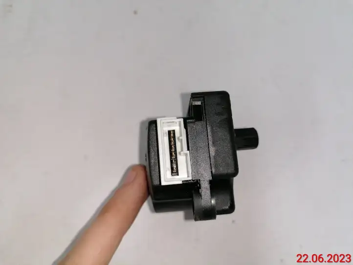 Citroen Xsara Picasso (1999 - 2012) 41047324 Двигатель задвижки потока воздуха — фото 5